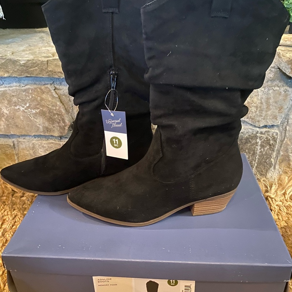 Universal Thread Black Heeled Boots